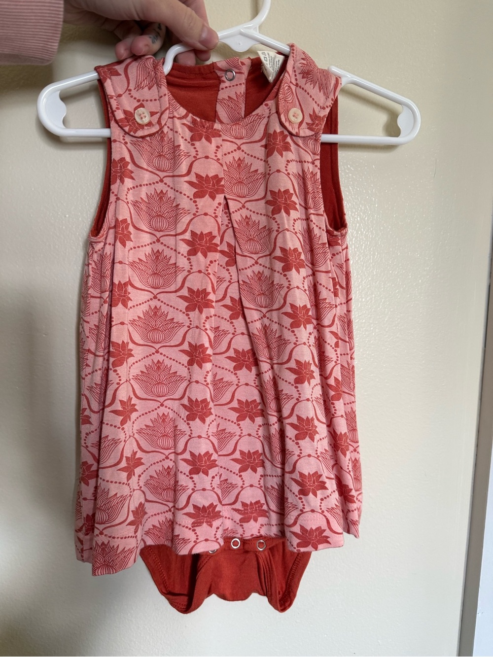 kate quinn Coral Pink Floral Sleeveless Dress Bodysuit nwot lotus